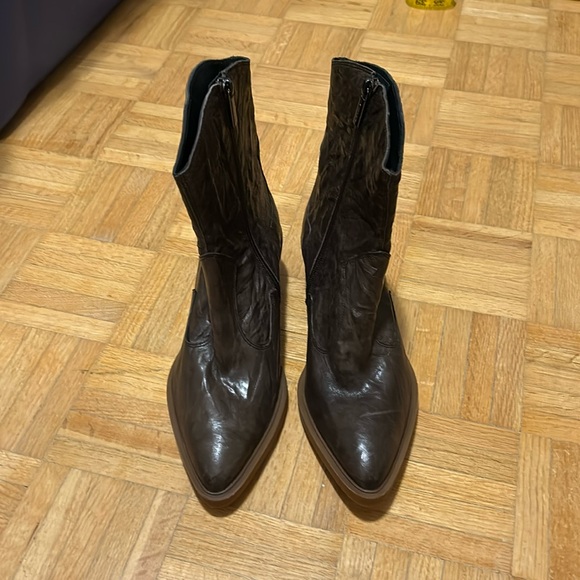 Pons Quintana NWOT - Picture 1 of 12